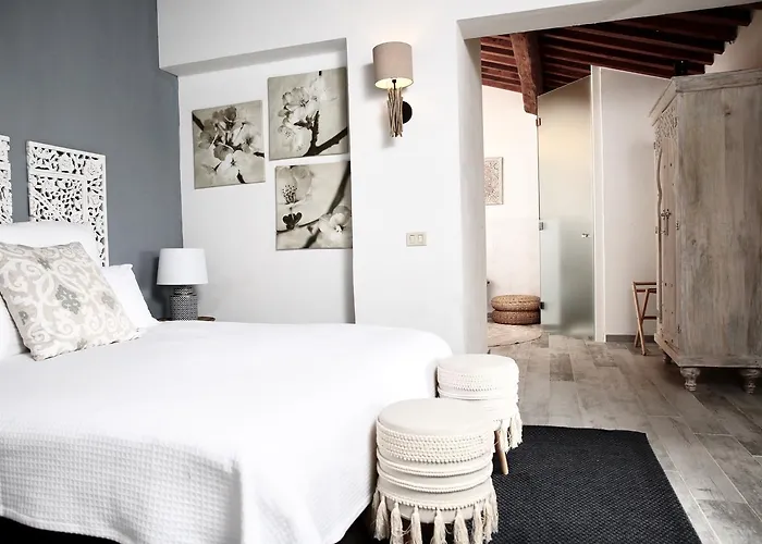 فندق مبيت وإفطار Dojo Bianco 4*